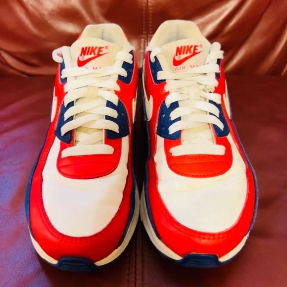 NIKE AIR MAX 90 - Picture 4 of 10